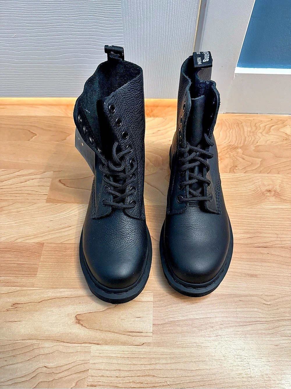 Dr. Martens 1460 Pascal Leather Combat Boots 6/37 NWT